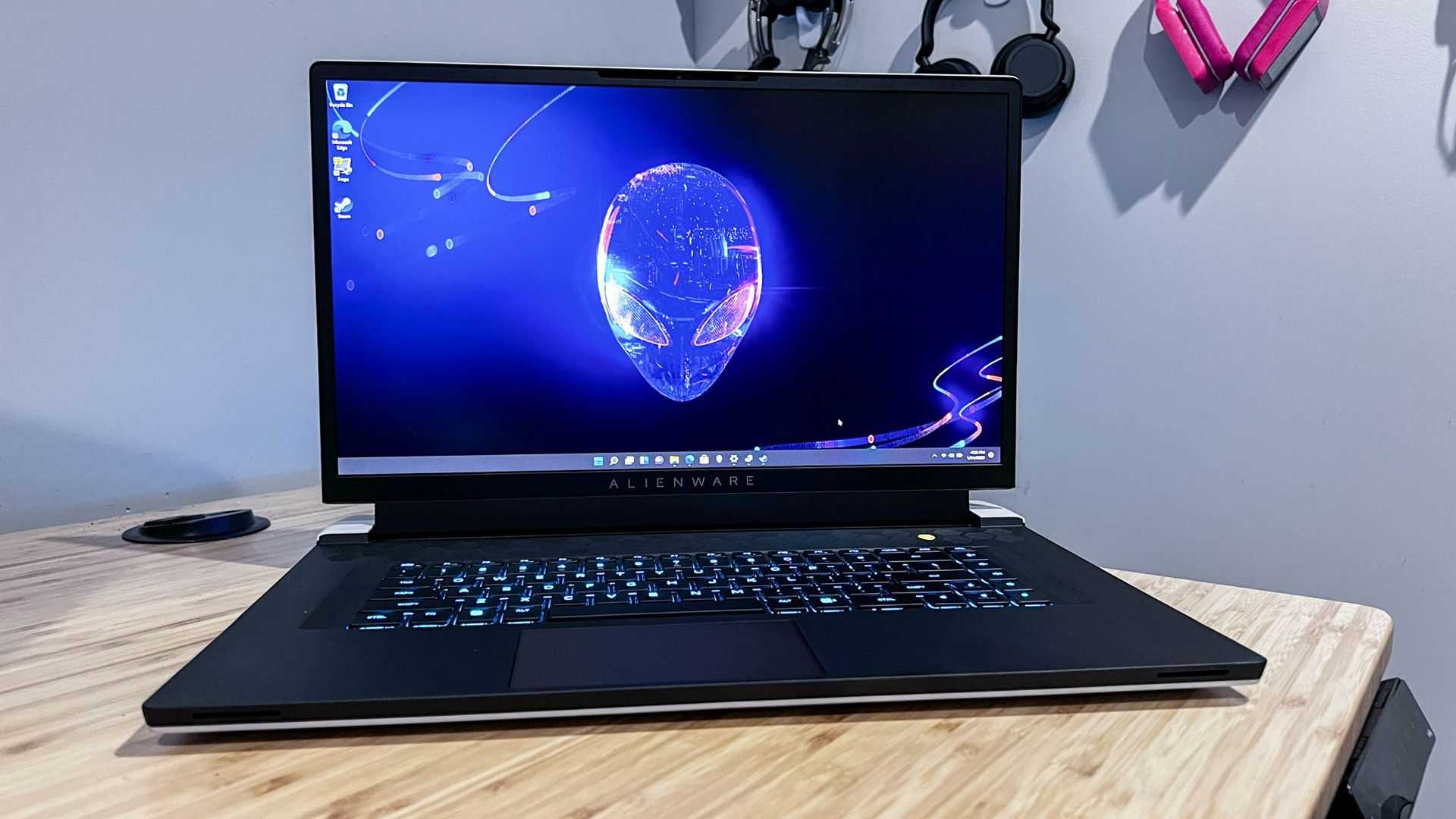 Alienware m18 2023: игра, меняющая правила игры в мире игровых ноутбуков | ит блог. администрирование серверов на основе linux (ubuntu, debian, centos, opensuse)