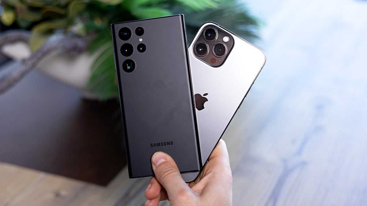 Samsung galaxy s22 ultra vs. iphone 13 pro max: which flagship phone to choose in 2022? | nextpit