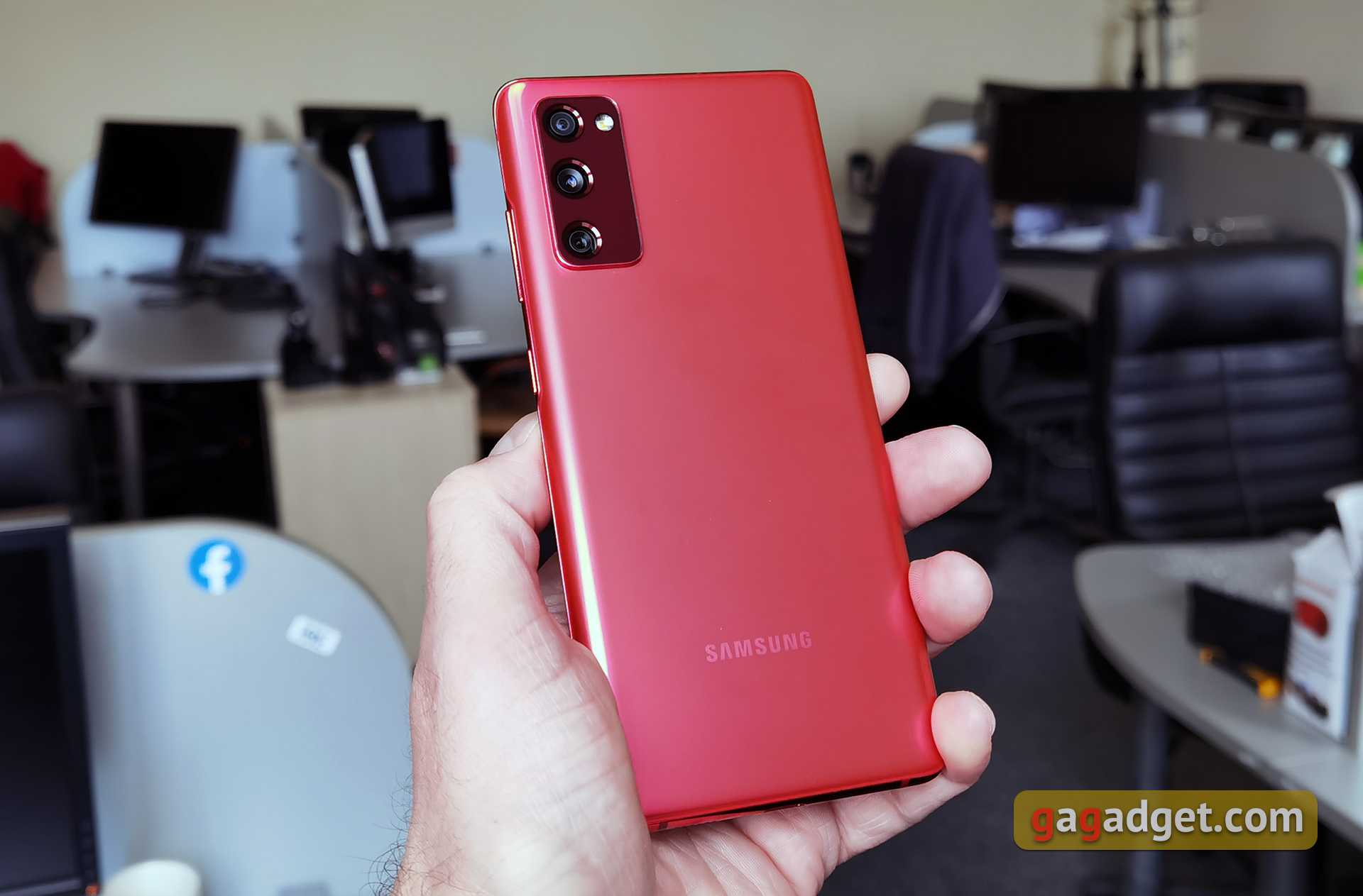 Разобрался с samsung galaxy s20 fe для фанатов самсунга. зачем он нужен?