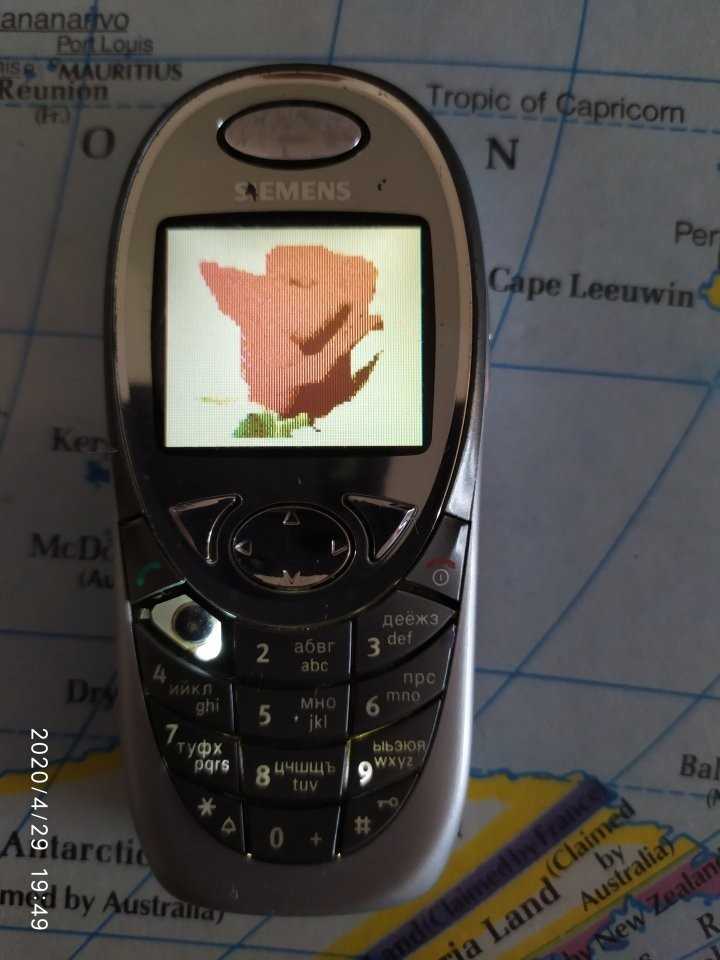 Характеристики Siemens S55 Подробное описание основных параметров модели: дизайн, экран, размеры, сеть, интерфейсы, батарея