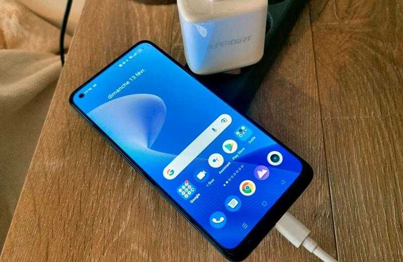 Обзор realme 9 pro+: флагманские фишки в теле середняка