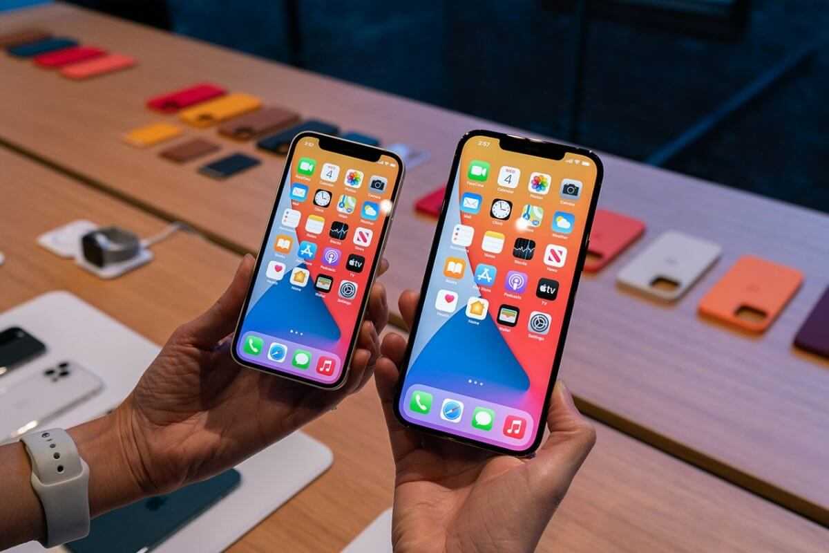 Iphone 12 and iphone 12 mini - technical specifications - apple (by)