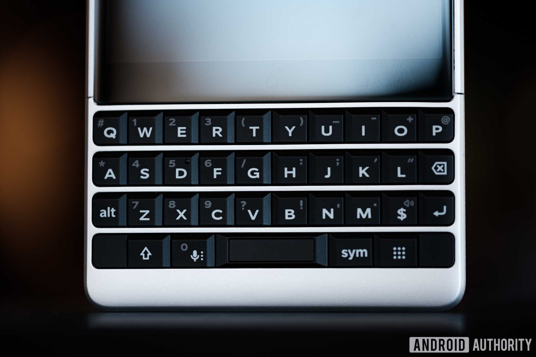 🎖▷ iphone x and blackberry key2: two very different flagship phones